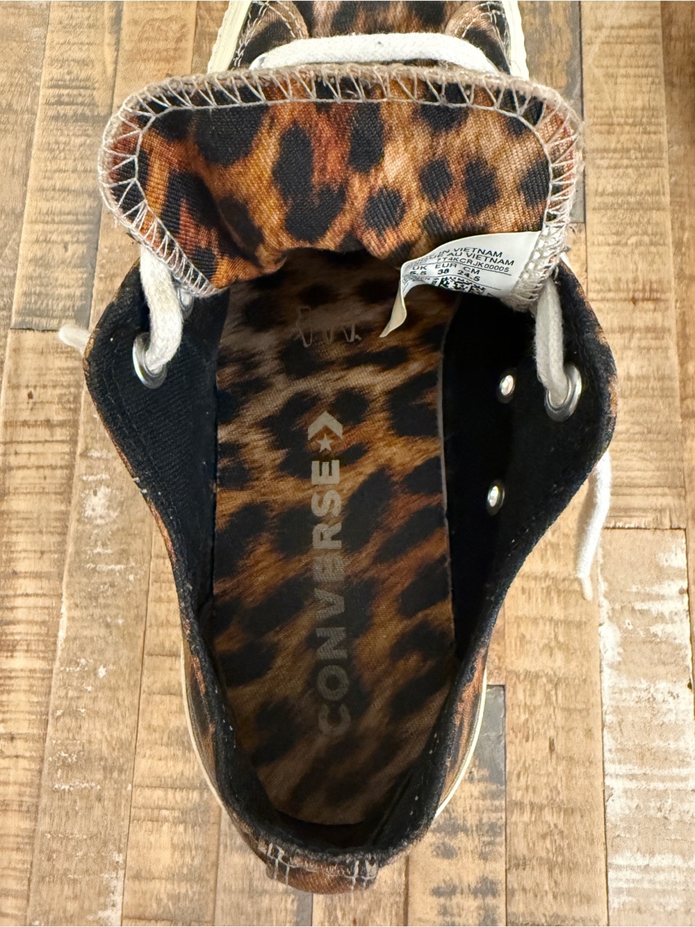 Converse Womens Leopard-Print Platform Low-Top Sneakers in Brown and Black - Picture 7 of 9